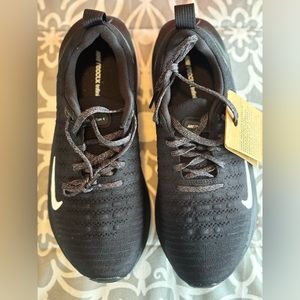 Brand New! Women’s Nike Reactx Infinity Run 4 size 8.5